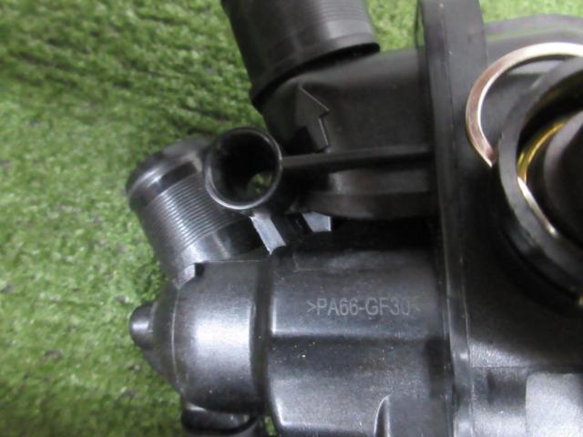 MINI純正 ミニクーパーS 純正 サーモスタットハウジング