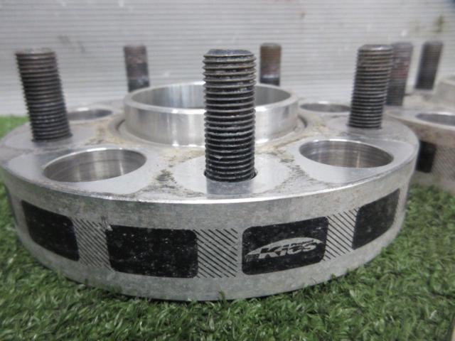 KICS
Wide tread spacer
