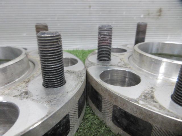 KICS
Wide tread spacer