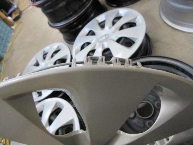 Toyota Genuine Aqua
Genuine steel wheel