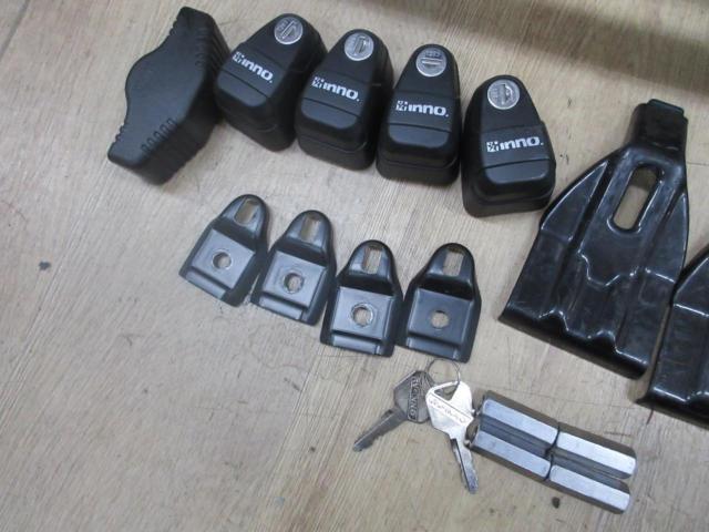 INNO
Prius
Base carrier set