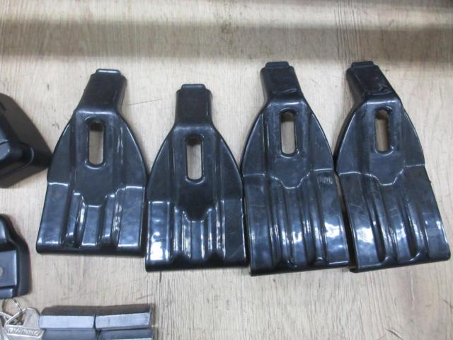 INNO
Prius
Base carrier set