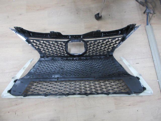 LEXUS純正(レクサス) CT純正フロントグリル