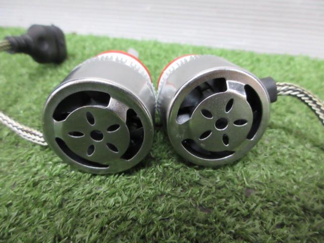 【メーカー不明】H8/H11/H16 LEDバルブ
