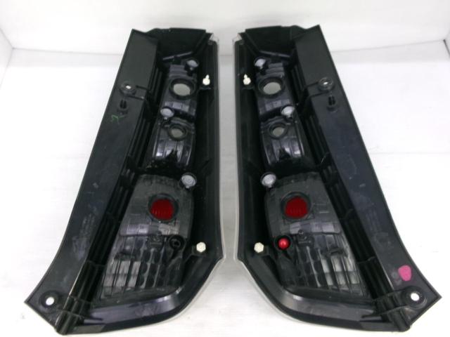 スズキ純正 ワゴンR スティングレー純正テール