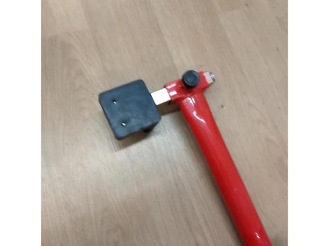 メーカー不明 メンテナンススタンド