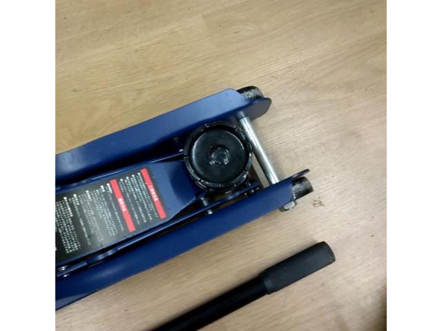 Meltec 油圧ローダウンジャッキ
