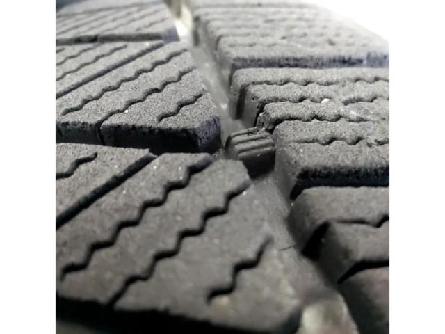 BRIDGESTONE BLIZZAK
VRX3