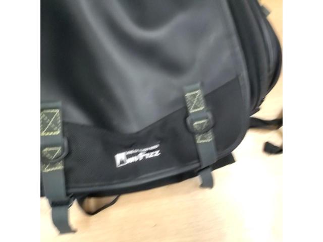 MOTO FIZZ ミニフィールドシートバッグ