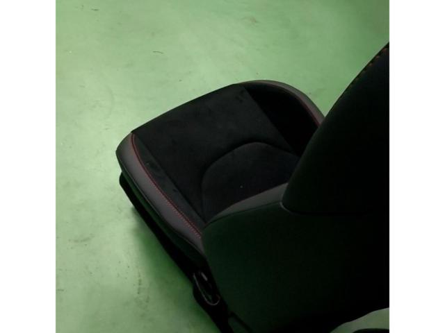 TOYOTA GRヤリス純正シート