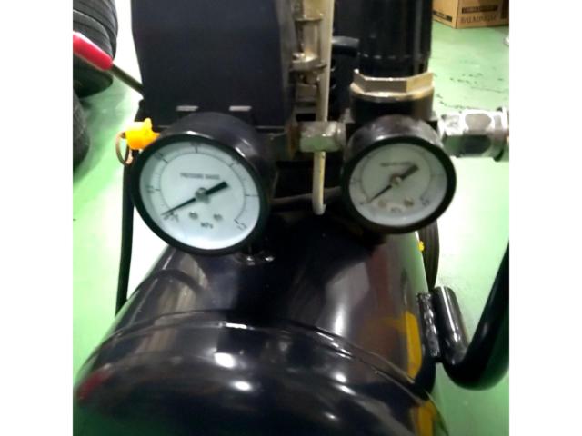 アークランドサカモト エアーコンプレッサー CF-1524 24L(Z09385)