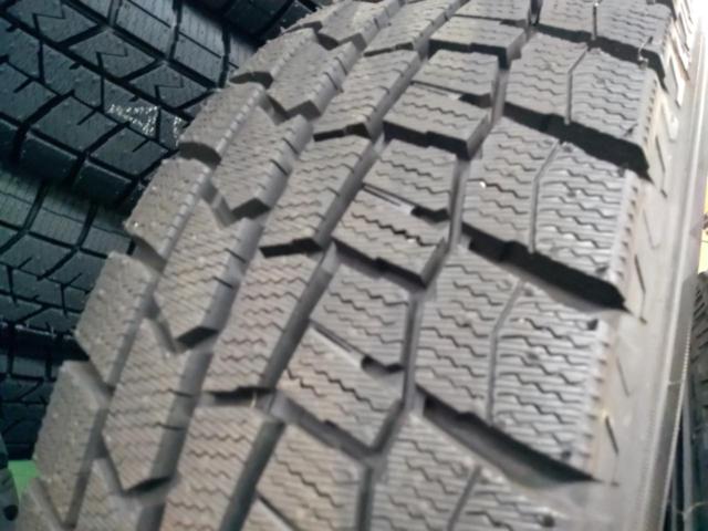 イエローハット SPORT ABELIA + DUNLOP WINTERMAXX WM02(Z09261)