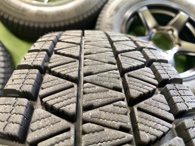 メーカー不明ブラック5スポーク+【BRIDGESTONE】BLIZZAK DM-V3 175/80R16 2024年 