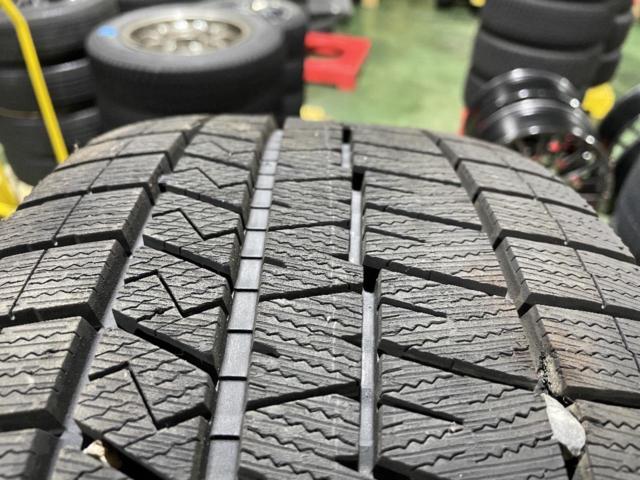 DUNLOP(ダンロップ) WINTERMAXX03 225/45R17 4本 2023年製 ミゾたっぷり