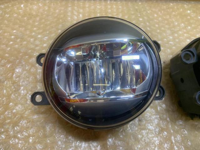 Genuine Toyota LED fog lights
KOITO
48-150
2 pieces