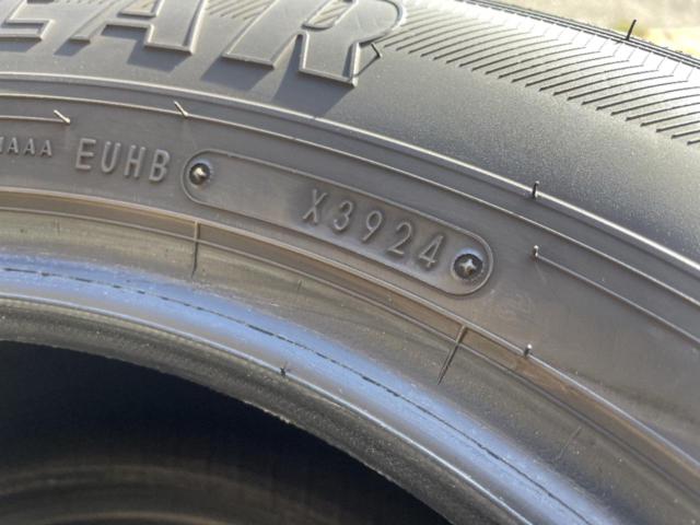 GOODYEARICE
NAVI 7
215 / 65R16