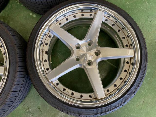 WORKGNOSIS
CVF+GOODYEAR Efficient
Grip
comfort
225 / 35R19
Recommended car model: 90 Series Noah/VOXY