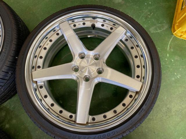 WORKGNOSIS
CVF+GOODYEAR Efficient
Grip
comfort
225 / 35R19
Recommended car model: 90 Series Noah/VOXY