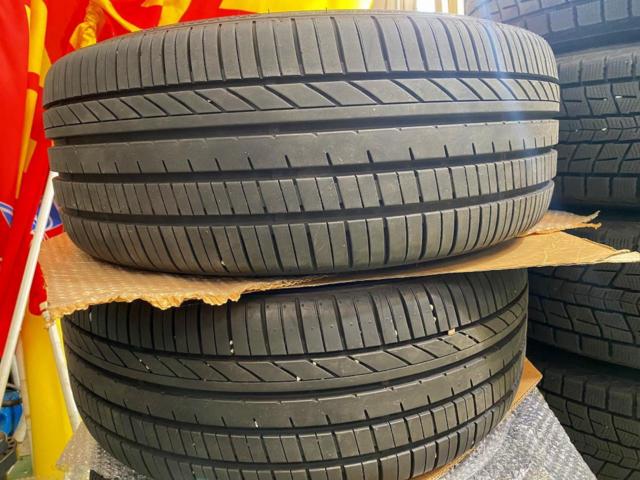 WORKGNOSIS
CVF+GOODYEAR Efficient
Grip
comfort
225 / 35R19
Recommended car model: 90 Series Noah/VOXY