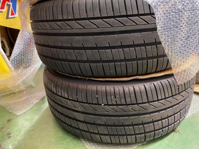 WORKGNOSIS
CVF+GOODYEAR Efficient
Grip
comfort
225 / 35R19
Recommended car model: 90 Series Noah/VOXY