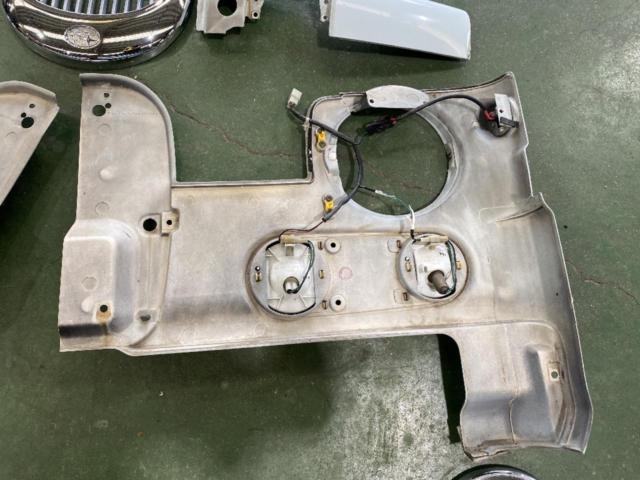 【スバル純正】KV3/4 サンバークラシック 純正バンパーなど 水色