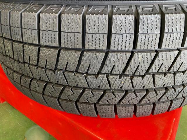 88TREASUREONE
WILDPORTER
CROSS
TEN
Black+
DUNLOP WINTERMAXX03
WM03
215 / 65R16
2025 model Hiace with plenty of tread left!
