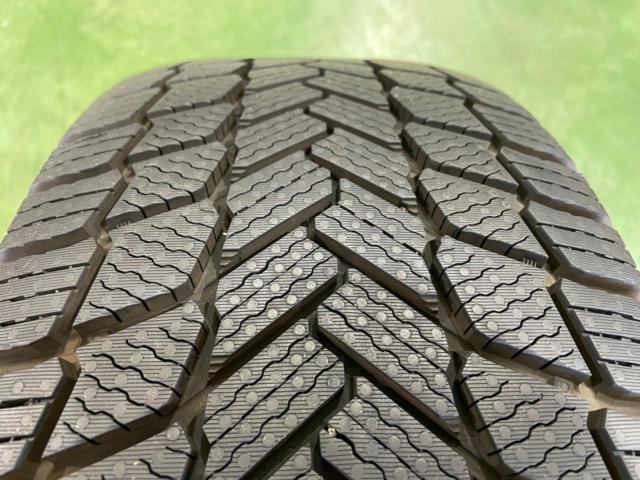 三菱 デリカD:5 後期 純正 + MICHELIN(ミシュラン) X-ICE SNOW 225/55R18 2025年製★ミゾたっぷり!エクリプスクロス/旧年式アウトランダーにも