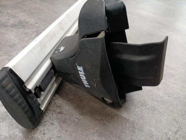THULE Rapid system 754 + THKIT 1602 + TH7114 WingBar キャリアセット