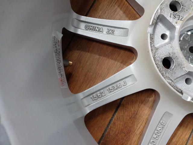 STRENGER
10-spoke wheel