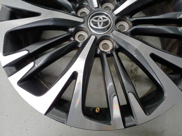 TOYOTA (Toyota)
Ten
Yaris Cross
Z grade genuine aluminum wheel