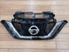 NISSAN(ニッサン) E12 ノート後期純正フロントグリル