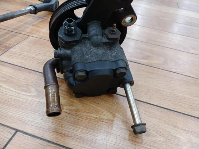 MAZDA (Mazda)
NA6CE
Eunos Roadster late model genuine steering rack
+
Power steering pump