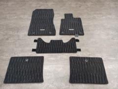 TOYOTA(トヨタ) AZSH20 クラウンハイブリッドRS純正フロアマット