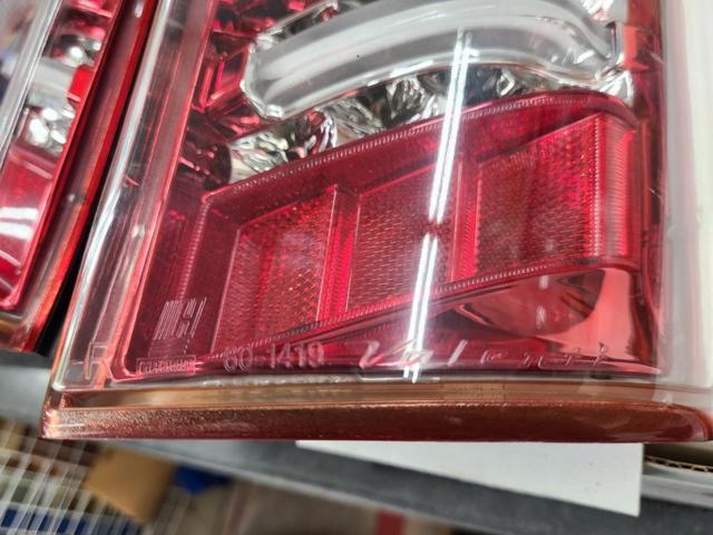 【Valenti】NV350 E26 キャラバン JEWEL テールレンズ