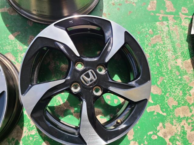 Honda genuine
S660
α grade
Alloy Wheels