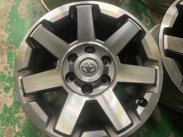 Toyota genuine parts
FJ Cruiser
Alloy Wheels