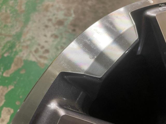Toyota genuine parts
FJ Cruiser
Alloy Wheels
Only one