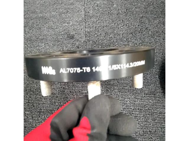 【MAQs】[AL7075-T6]ワイドトレッドスペーサー 20mm