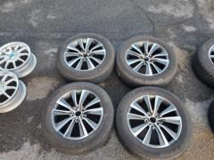 【トヨタ純正】 80系ハリアーGグレード + 【DUNLOP】GRANDTEK RT30