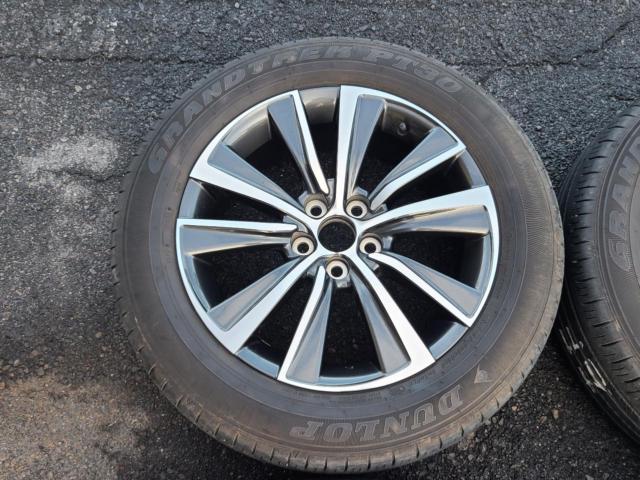 【トヨタ純正】 80系ハリアーGグレード + 【DUNLOP】GRANDTEK RT30
