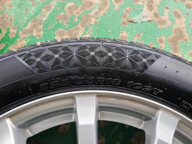 日産純正(NISSAN)  エルグランド(E52)アルミホイール  + NEXEN(ネクセン)/ROADSTONE 225/55R18 102T XL NEXEN WINGUARD ice3