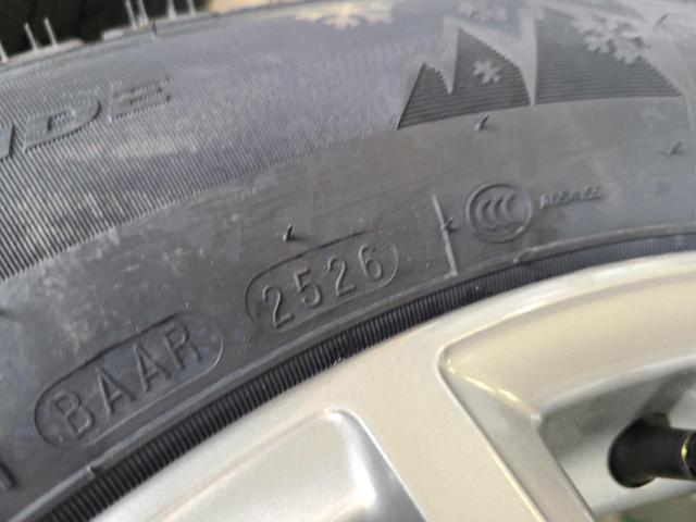 AUTOBACS SEVEN(オートバックスセブン)     + NEXEN(ネクセン)/ROADSTONE NEXEN WINGUARD ice2 215/60R16