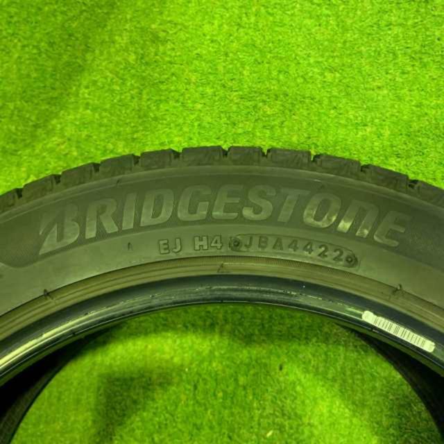 BRIDGESTONE BLIZZAK VRX3 2022年製