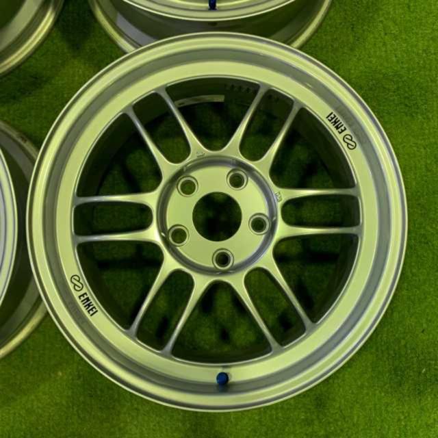 ENKEI Racing RPF1 ★使用期間半年程度の美品★