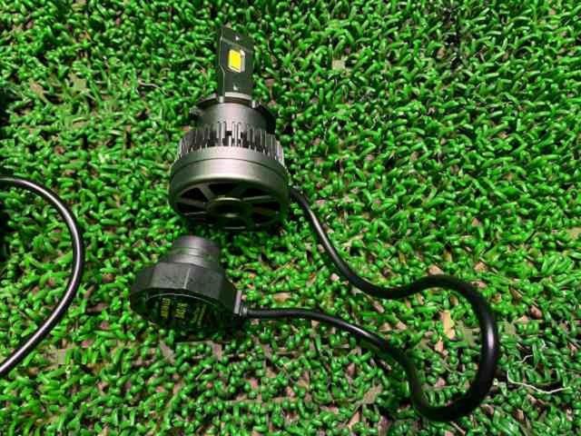 メーカー不明 LEDバルブ ホワイト