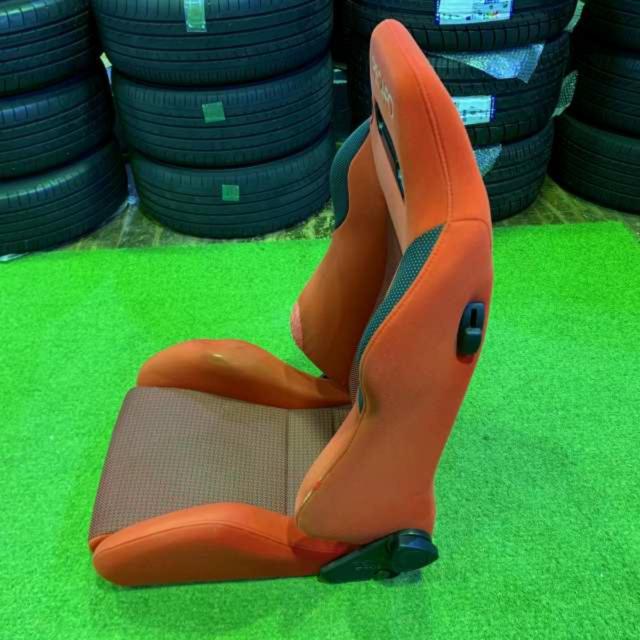 RECARO
SR3
TOMCAT