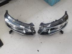 ホンダ純正 LED ヘッドライト フリード GB5 前期