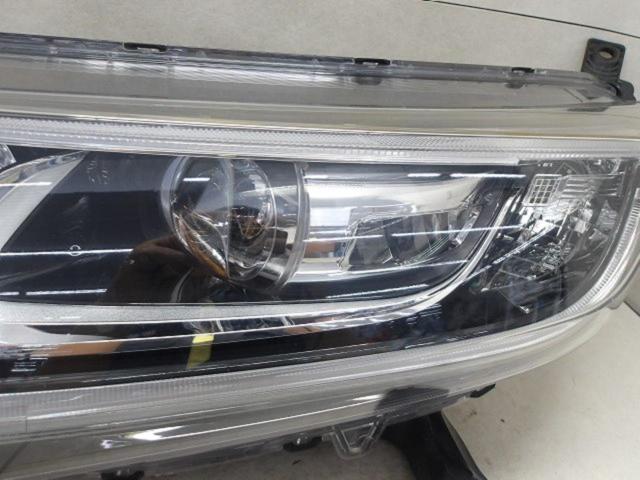 ホンダ純正 LED ヘッドライト フリード GB5 前期