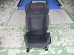 Nissan genuine
Sheet
(driving seat)
Note
NISMO
E12