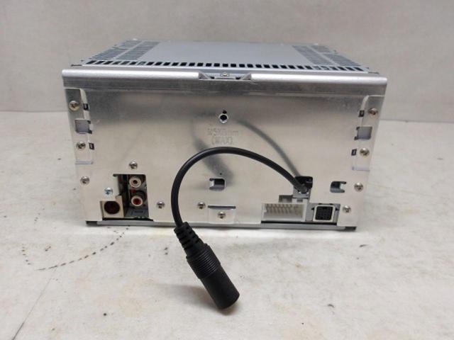 Clarion
DMZ375
(PA-4121A)